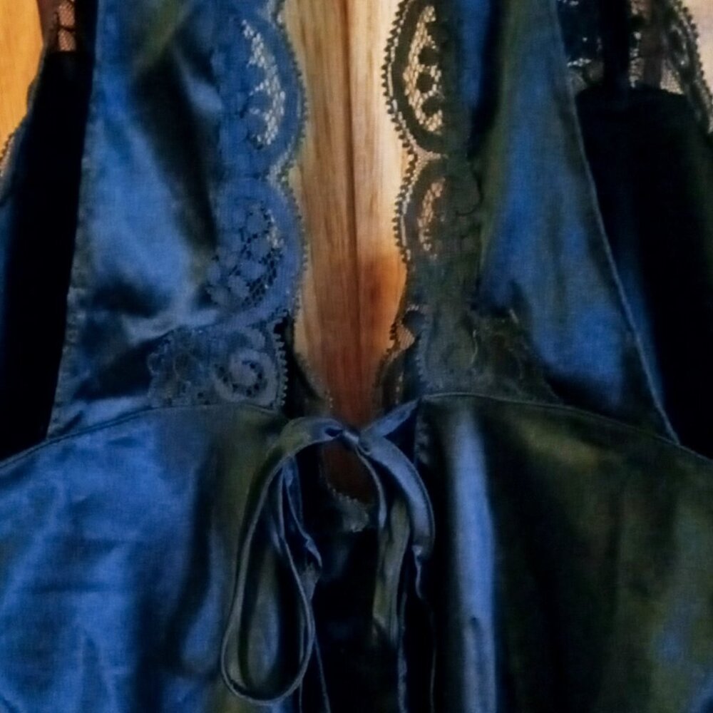 Victoria's Secret Black Lace & Silk Semi-sheer Mesh Babydoll Chemise Lingerie - Picture 5 of 16